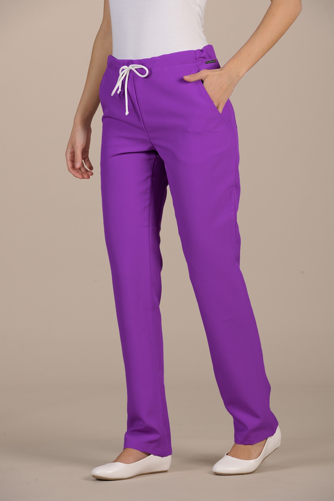 ILLETAS MIC L woman