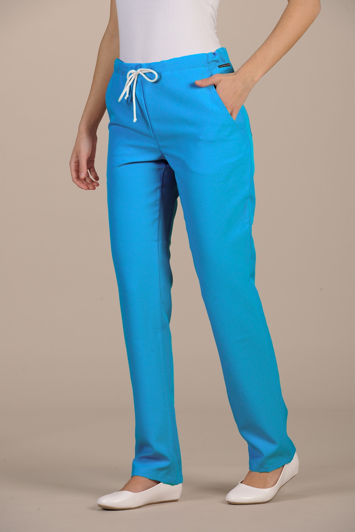 ILLETAS MIC T woman